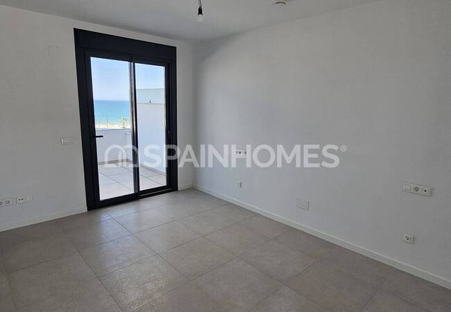Apartamento De 3 Dormitorios Frente Al Mar En Torremolinos Málaga 18