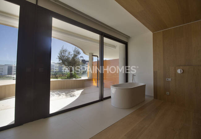 Квартира с видом на море и общим бассейном в Фуэнхироле 15