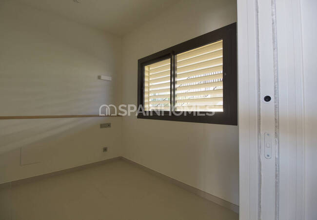 Квартира с видом на море и общим бассейном в Фуэнхироле 17