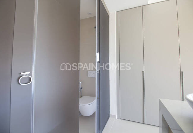 Квартира с видом на море и общим бассейном в Фуэнхироле 20