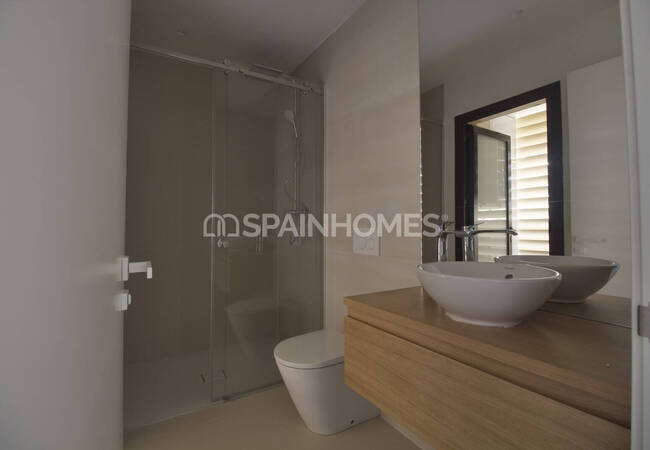 Квартира с видом на море и общим бассейном в Фуэнхироле 21