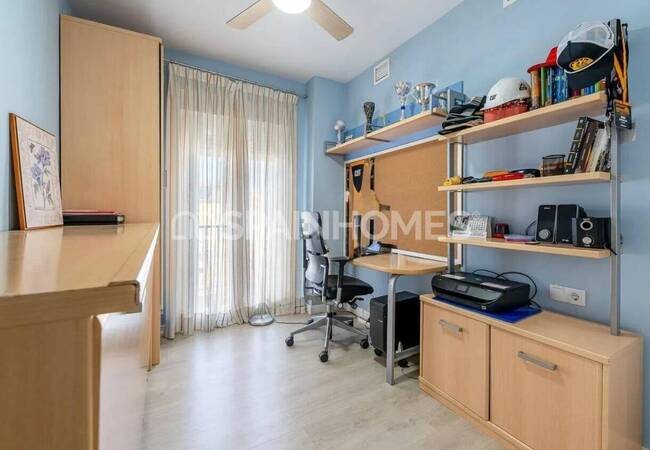 4-комнатная квартира с видом на море и бассейном в Бенальмадене 17