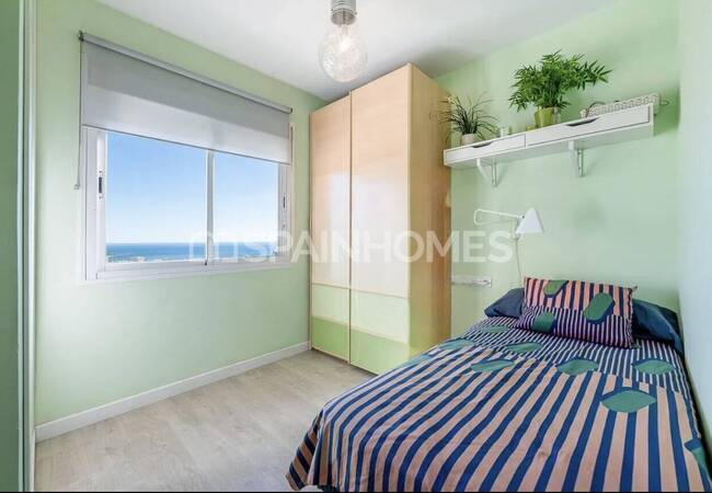 4-комнатная квартира с видом на море и бассейном в Бенальмадене 16