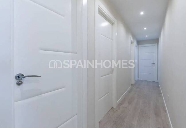 4-комнатная квартира с видом на море и бассейном в Бенальмадене 21