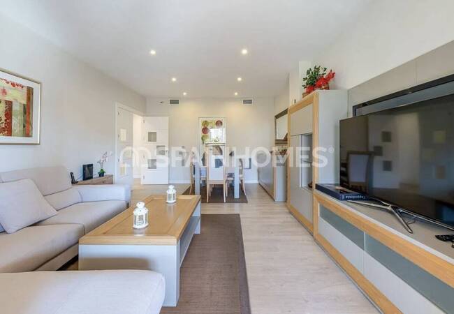 4-комнатная квартира с видом на море и бассейном в Бенальмадене 5