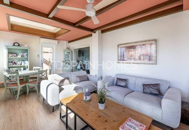 4-комнатная квартира с видом на море и бассейном в Бенальмадене 8