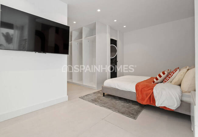 Spacious Apartments and Penthouses in Estepona El Paraíso 19