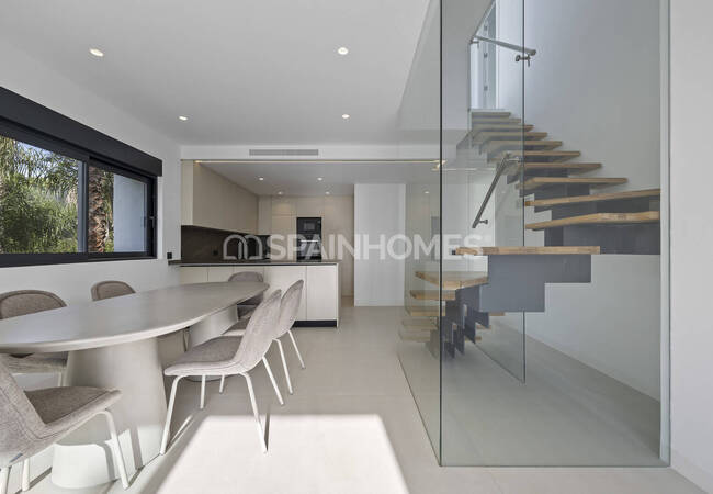 Spacious Apartments and Penthouses in Estepona El Paraíso 29