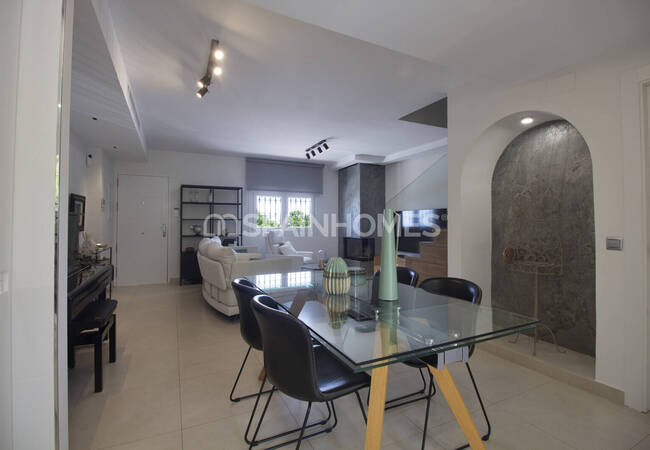 Sea View Townhouses with Shared Pool in Benalmádena 21