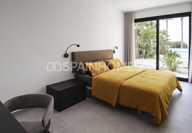 Chalet Independiente Con Diseño Elegante En Quesada Alicante 15