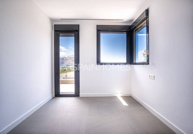 Detached Villas with Great Views Located Near Benidorm City. 19
