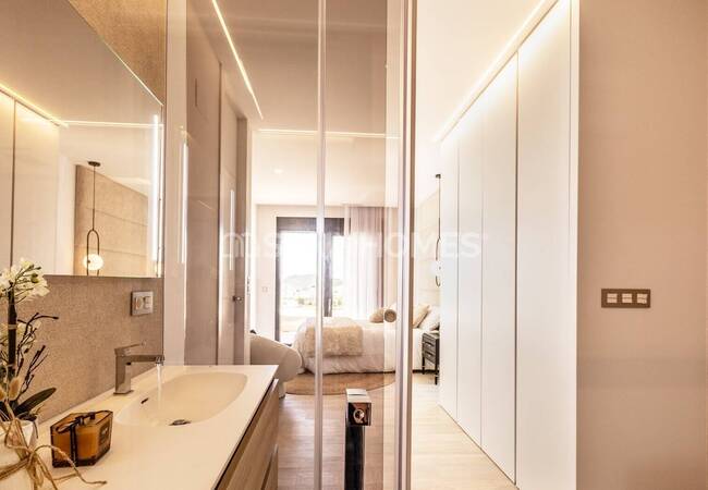 Alicante’de Sahile Yakın Müstakil Villalar 16