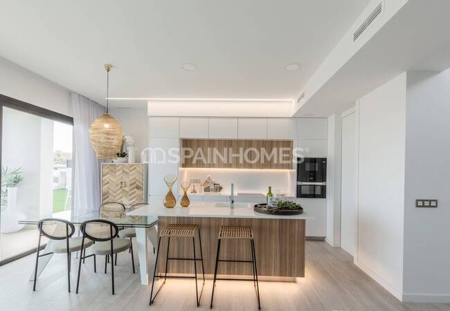 Alicante’de Sahile Yakın Müstakil Villalar 8