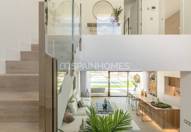 Alicante’de Sahile Yakın Müstakil Villalar 11