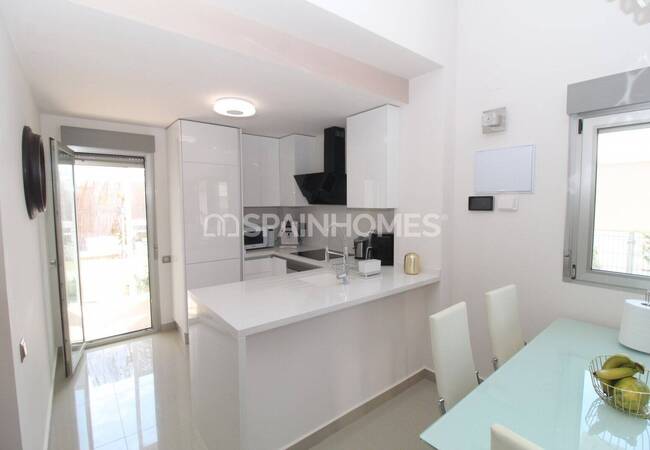 Fully Furnished and Decorated Golf Villa in Orihuela 24