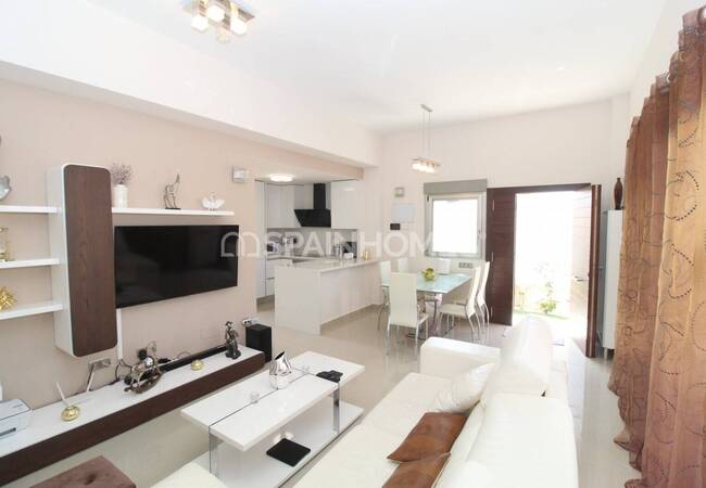 Fully Furnished and Decorated Golf Villa in Orihuela 15