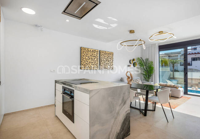 Современные Отдельные Виллы в Ориуэле с Бассейном и Солярием 23