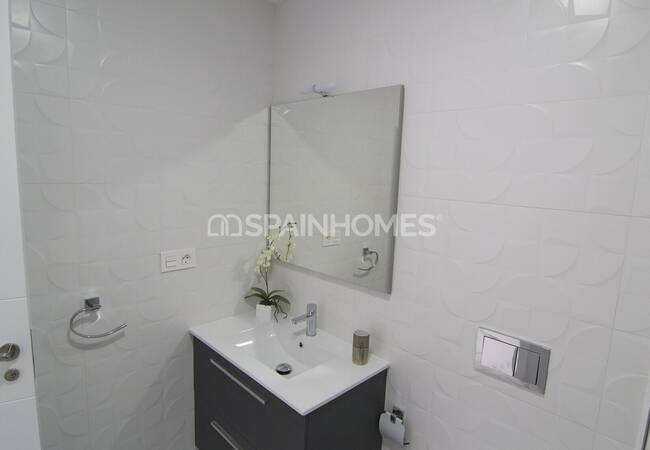 Ready to Move-in Bungalows for Sale in Benijófar