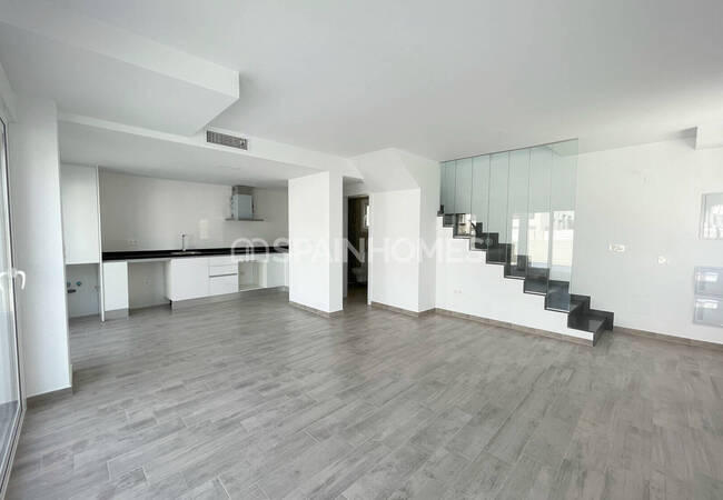 Semi-detached Houses with Private Pool in El Gran Alcant 5