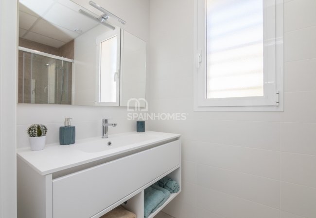 Ready to Move-in Apartments for Sale in Playa Flamenca