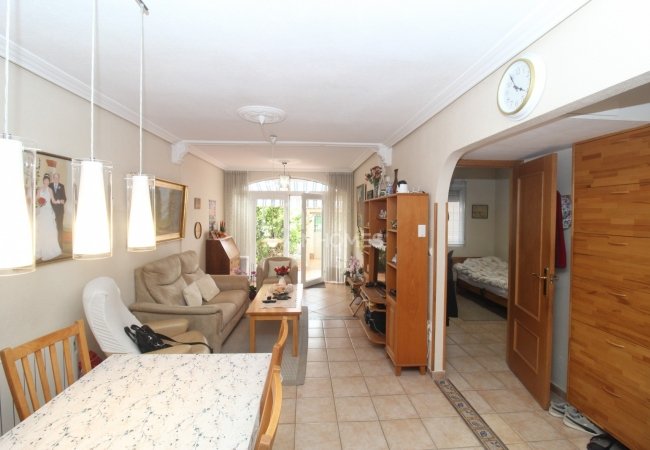 Inmueble Bien Situado En Habaneras Torrevieja 28