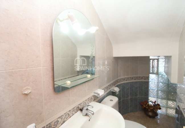 Дом в Средиземноморском Стиле на Продажу в Ориуэла-Коста 38