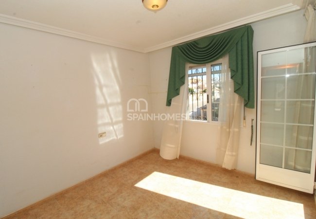 Дом в Средиземноморском Стиле на Продажу в Ориуэла-Коста 25