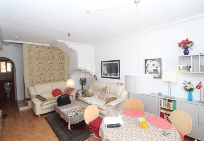 Torrevieja Costa Blanca'da Pembe Göl Yakınında Satılık Ev 13