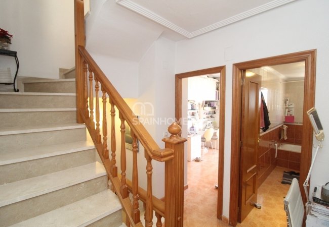 Torrevieja Costa Blanca'da Pembe Göl Yakınında Satılık Ev 29