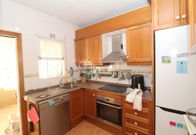 Torrevieja Costa Blanca'da Pembe Göl Yakınında Satılık Ev 16