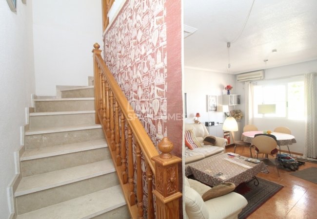 Torrevieja Costa Blanca'da Pembe Göl Yakınında Satılık Ev 21