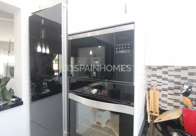 Villa En Perfecto Estado En Una Gran Parcela En Alicante 20