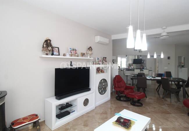 Villa En Perfecto Estado En Una Gran Parcela En Alicante 23