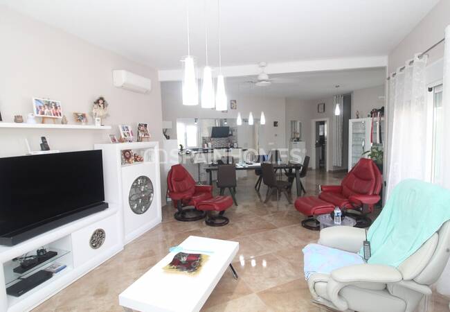 Villa En Perfecto Estado En Una Gran Parcela En Alicante 24