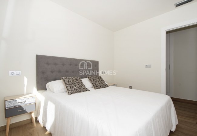 Single Storey Villa with Private Pool in Los Montesinos 30