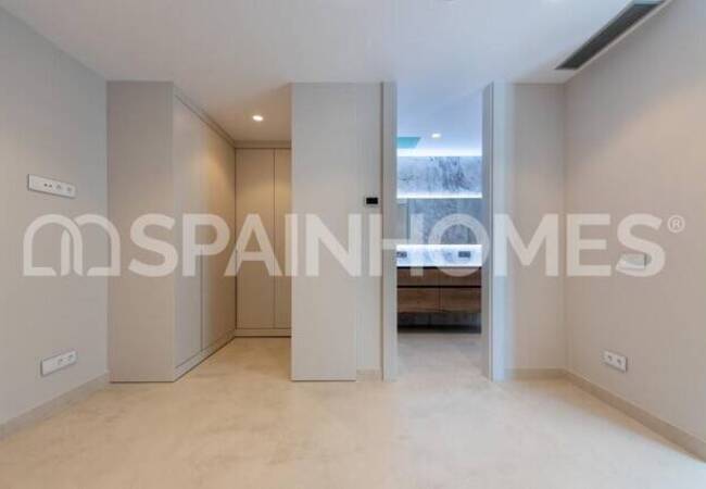 Alicante Benidorm'da Yüzme Havuzlu ve Teraslı Lüks Daireler 18