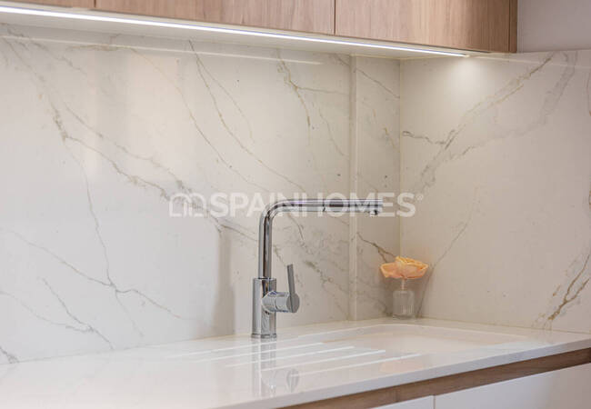 Alicante Torrevieja'da Havuzlu Site İçinde Modern Daireler 22
