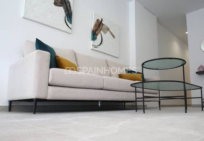 Alicante Torrevieja'da Havuzlu Site İçinde Modern Daireler 18