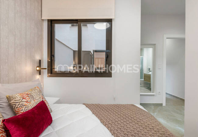 Alicante Torrevieja'da Havuzlu Site İçinde Modern Daireler 25