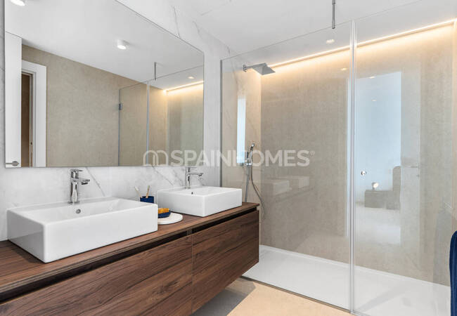 Elegant Property with Private Pool in Altea Alicante 30