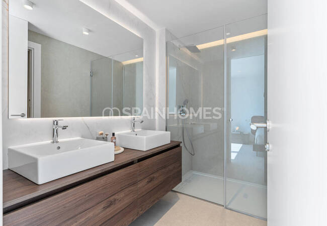 Elegant Property with Private Pool in Altea Alicante 31