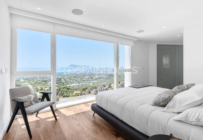 Elegant Property with Private Pool in Altea Alicante 18