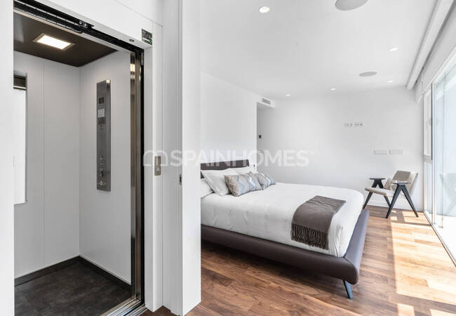 Elegant Property with Private Pool in Altea Alicante 16