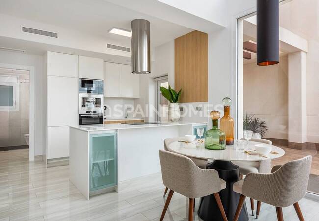 Nybyggda Hus Med Samtida Design I La Herrada 18