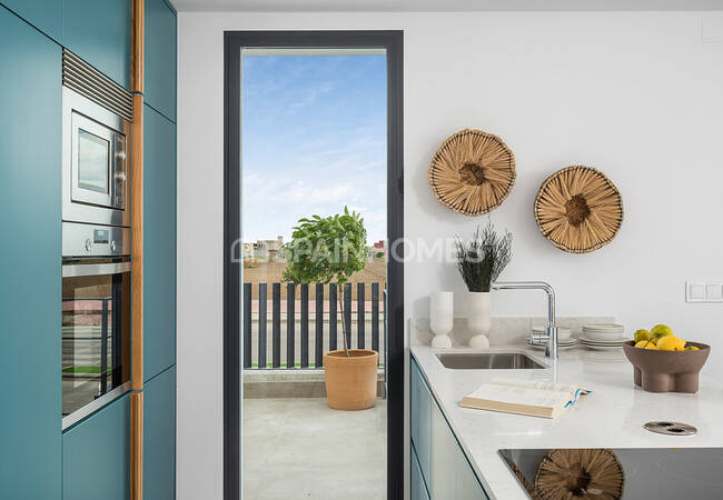 Orihuela Dolores'te Çağdaş Tasarımlı Havuzlu Villalar 28