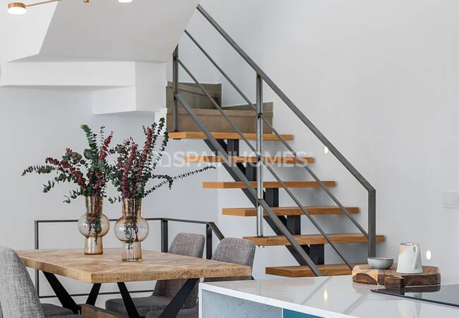 Orihuela Dolores'te Çağdaş Tasarımlı Havuzlu Villalar 31