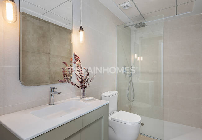 Orihuela Dolores'te Çağdaş Tasarımlı Havuzlu Villalar 16