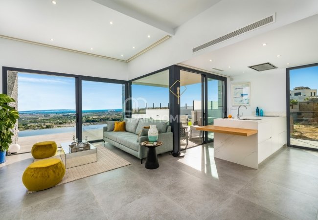 Вилла в Сьюдад-Кесада с Террасой на Крыше и Бассейном 25