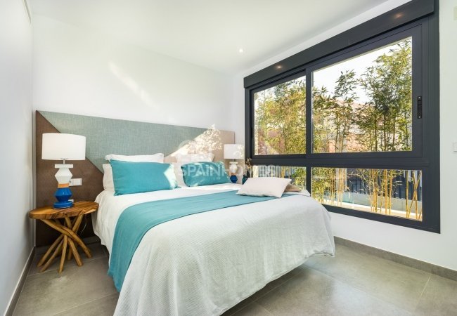 Вилла в Сьюдад-Кесада с Террасой на Крыше и Бассейном 28