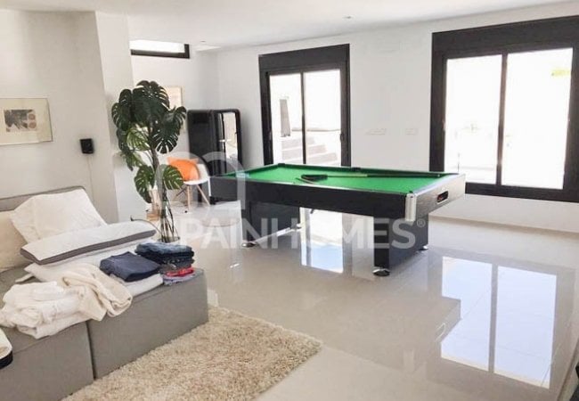 Casas Contemporáneas Con Piscinas Privadas En Ciudad Quesada 26